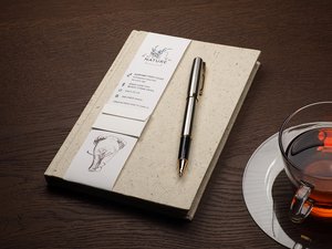Блокнот з перероблених слонячих какашок 2097344