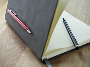 Магнітний блокнот з ручкою 1247151